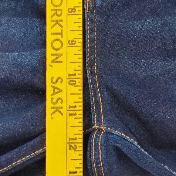 Dollhouse Curvy high-rise jeans stretch dark wash blue women's junior size 9/10 - Picture 13 of 14